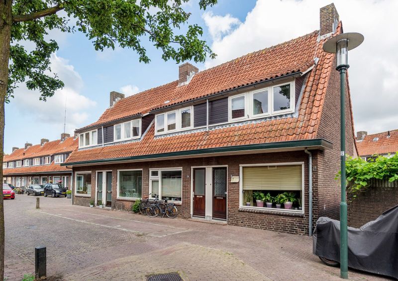 Celzusterenstraat 28