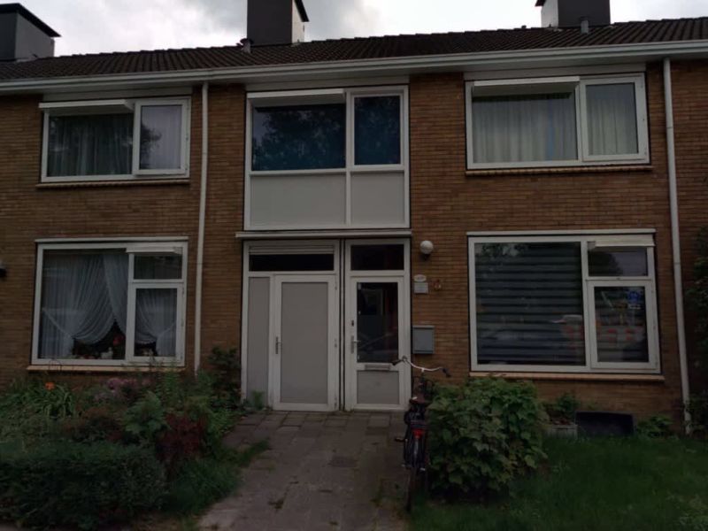 Henriëtte Roland Holststraat 20