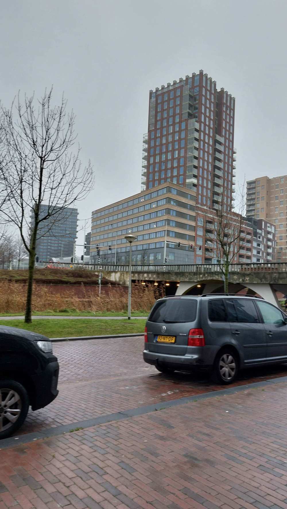 B. Merkelbachsingel 85