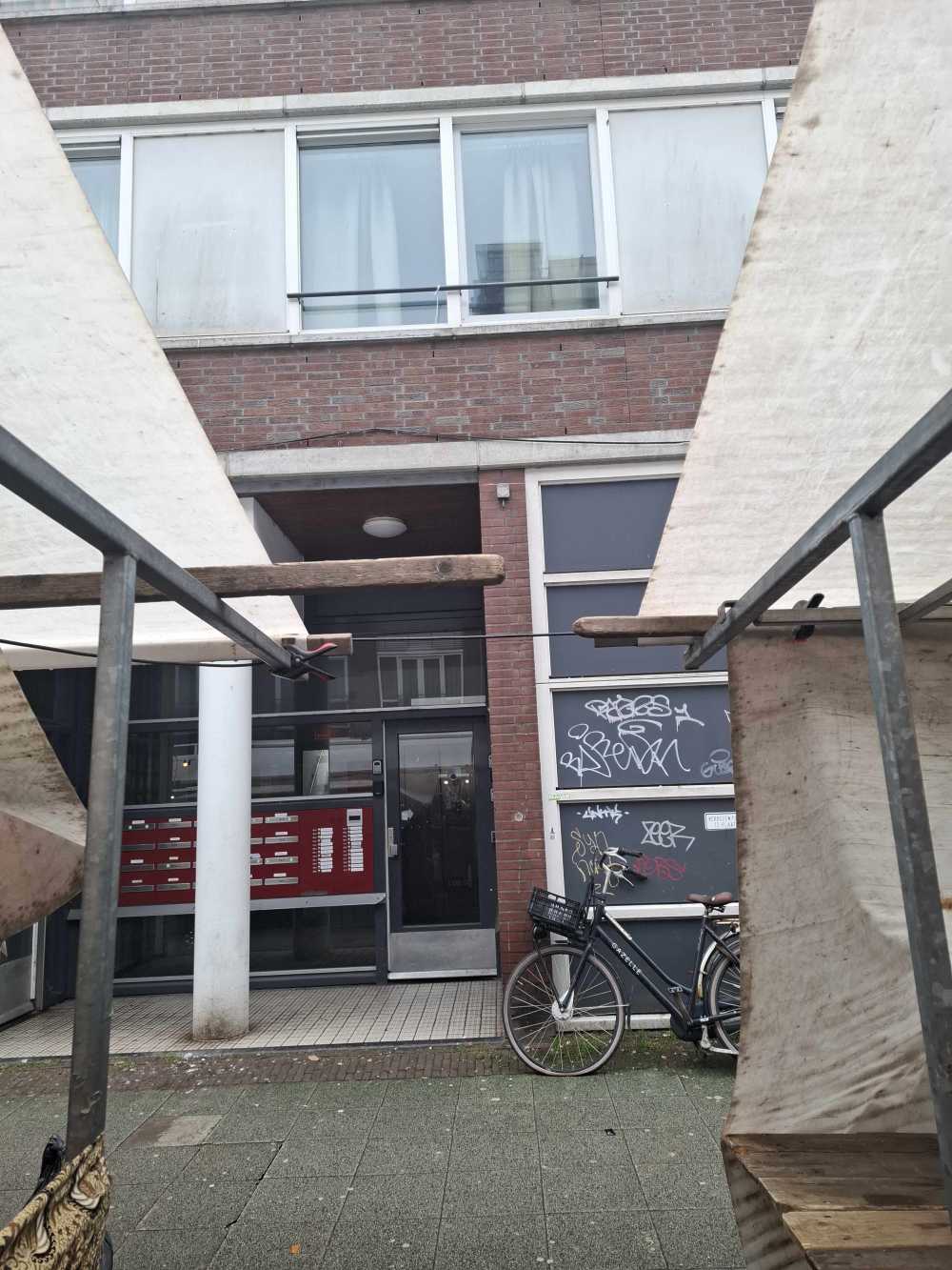 Albert Cuypstraat 104