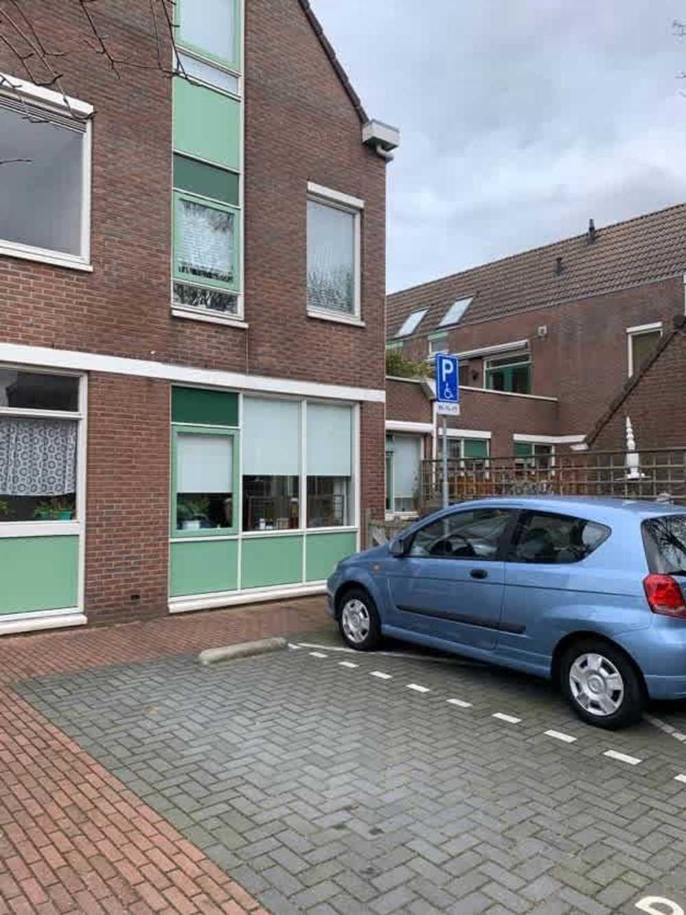 Menschikoffstraat 3