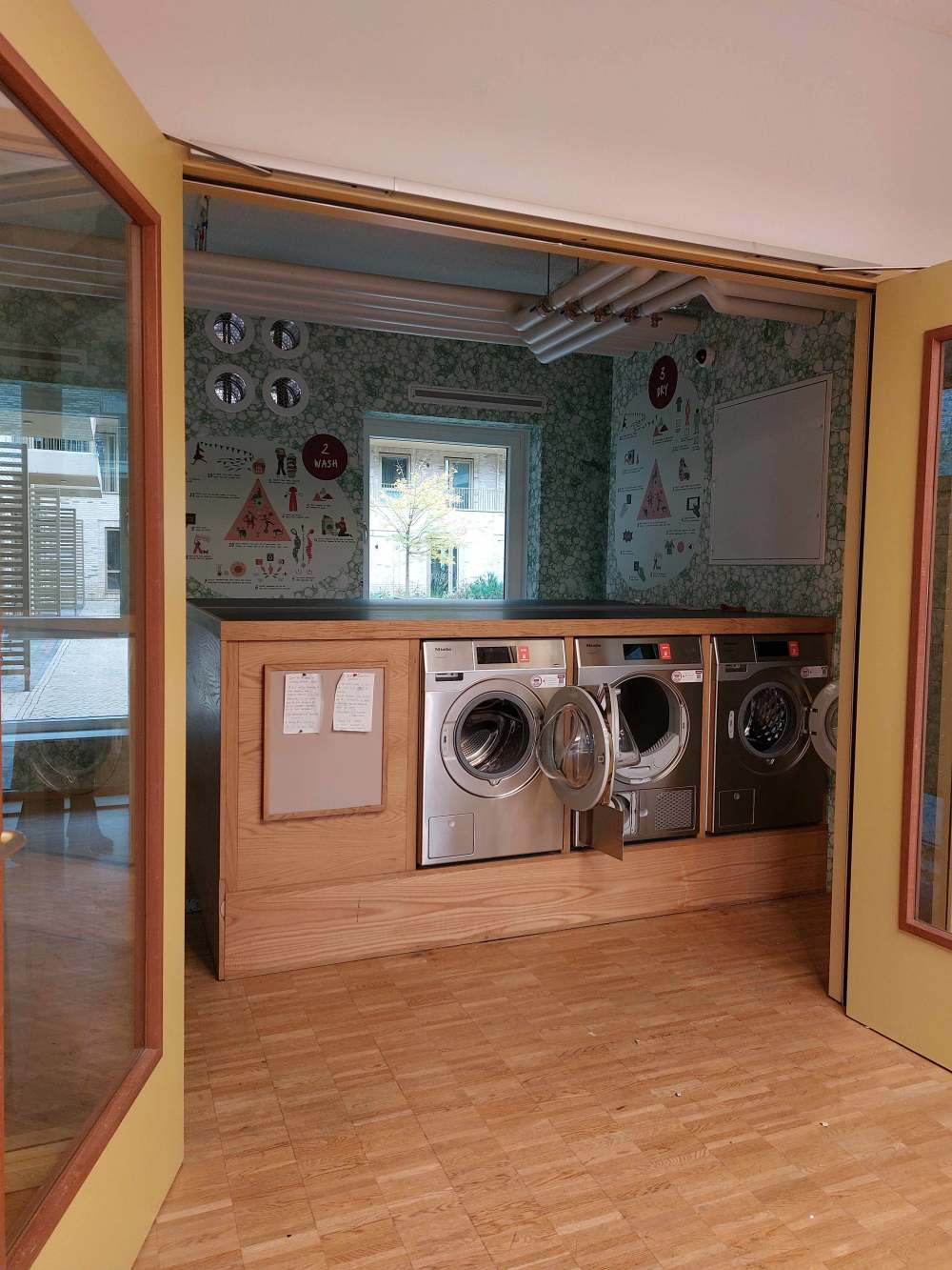 Mária Telkesstraat 211