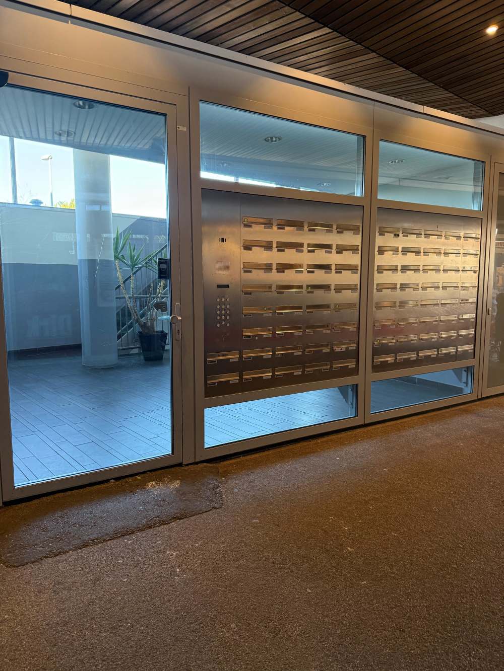 Motorwal 253, 1021 PH Amsterdam, Nederland