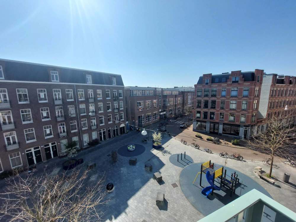 Van Boetzelaerstraat 8F