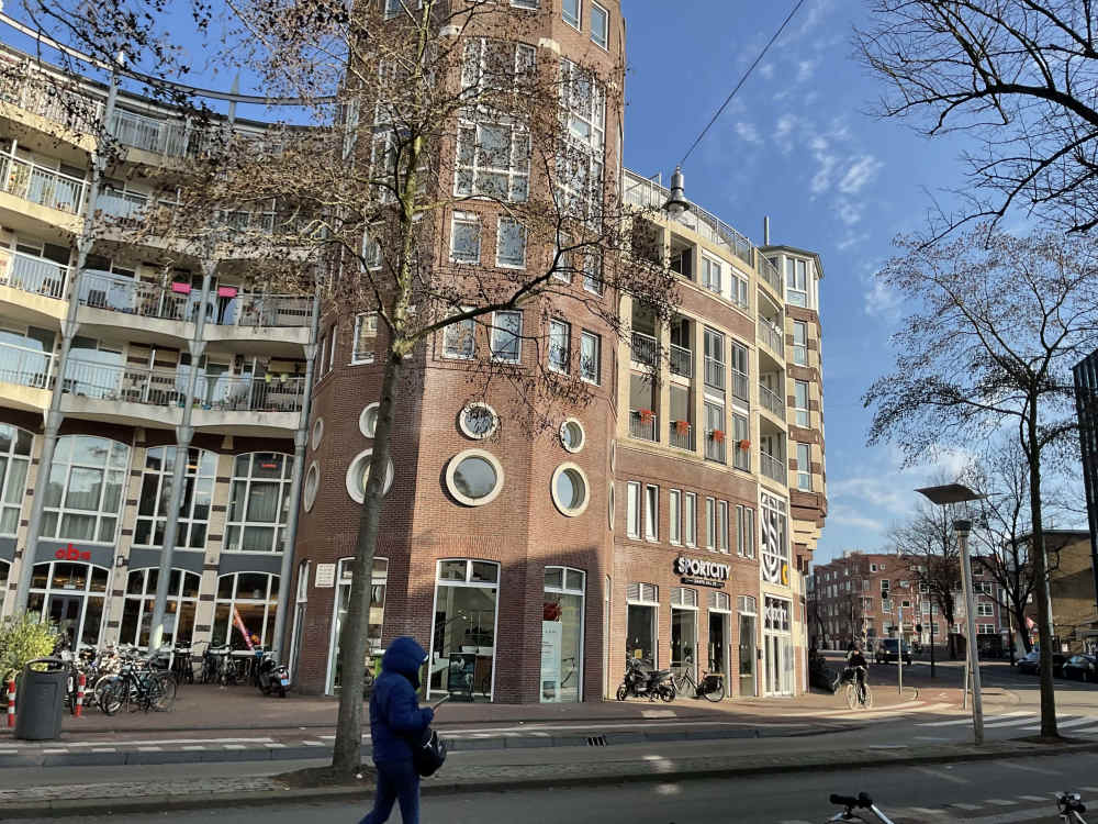 Van Hallstraat 657, 1051 HE Amsterdam, Nederland