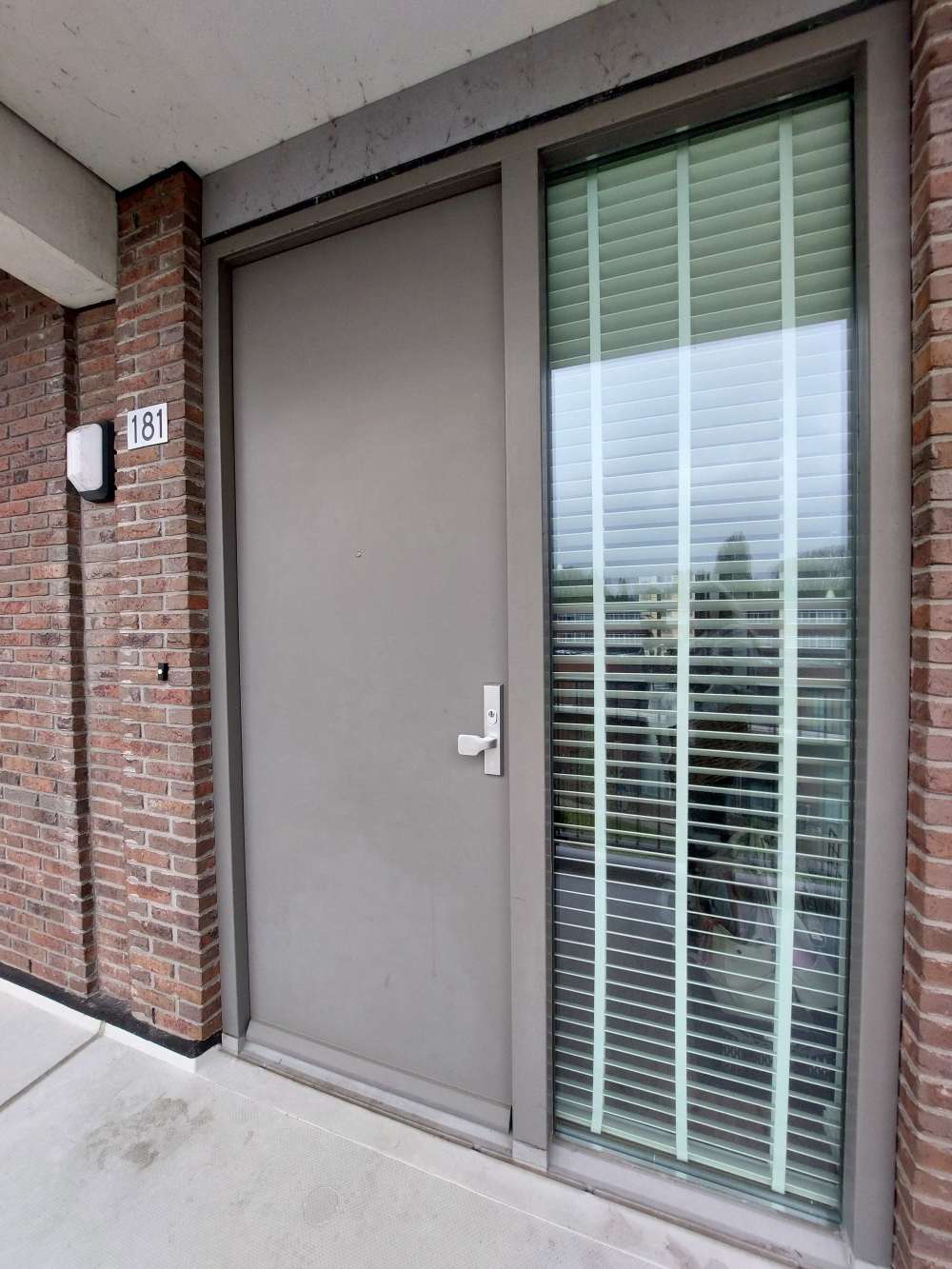 B. Merkelbachsingel 181