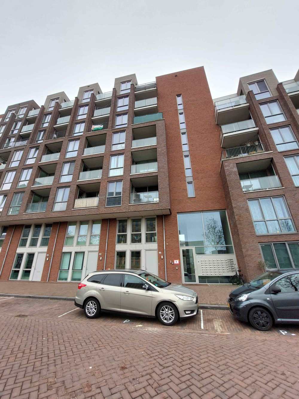 B. Merkelbachsingel 181, 1022 KE Amsterdam, Nederland