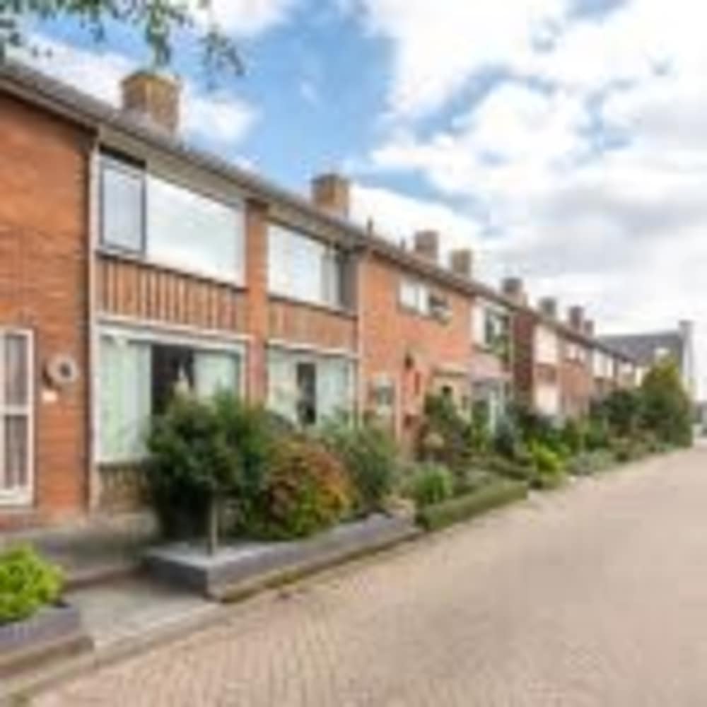 Burgemeester Brouwerstraat 8, 3366 BA Wijngaarden, Nederland