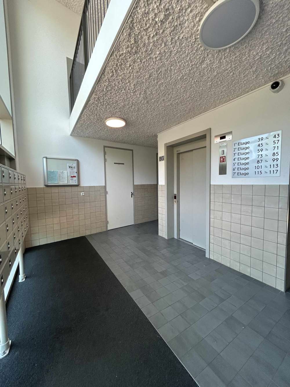 B. Merkelbachsingel 83