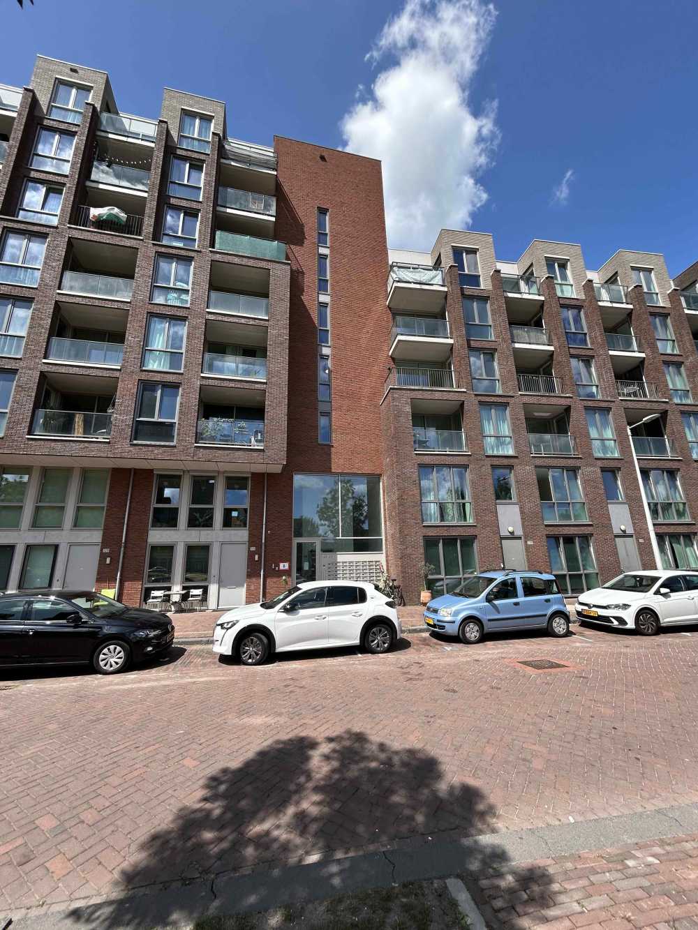 B. Merkelbachsingel 179