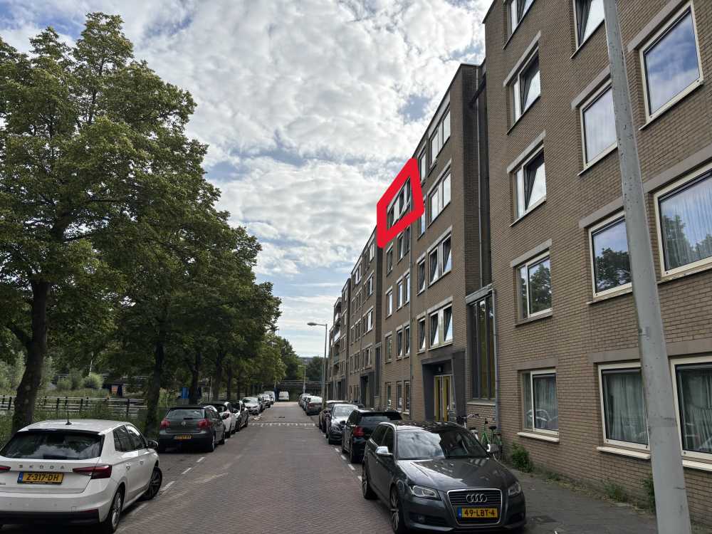 Kneppelweg 53, 1104 MB Amsterdam, Nederland