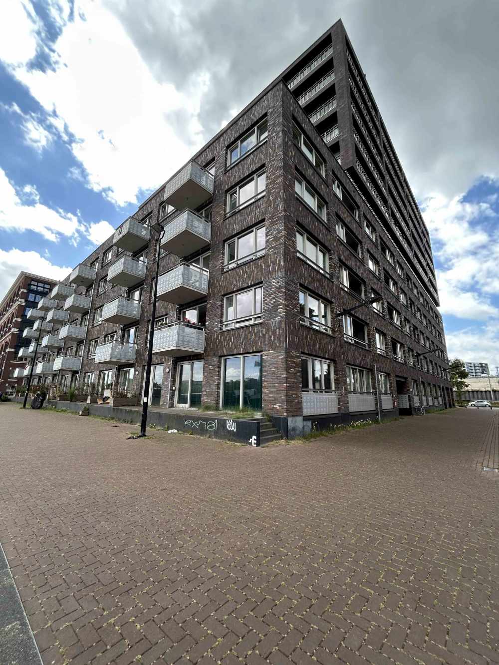 Klapmutsenveem 170, 1019 HV Amsterdam, Nederland