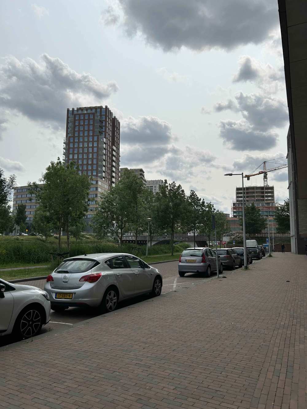 B. Merkelbachsingel 165