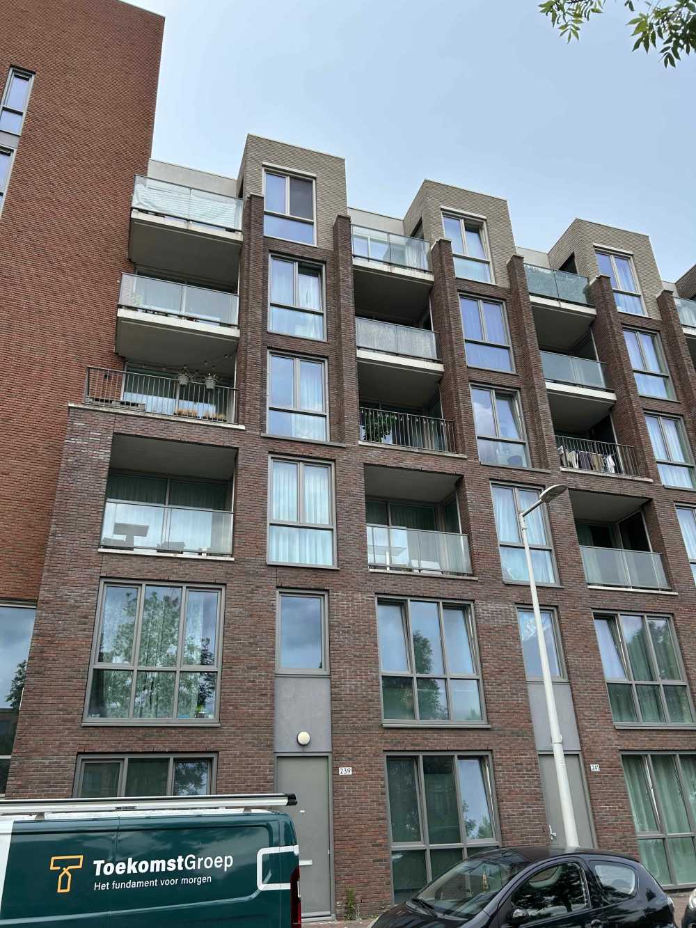 B. Merkelbachsingel 165