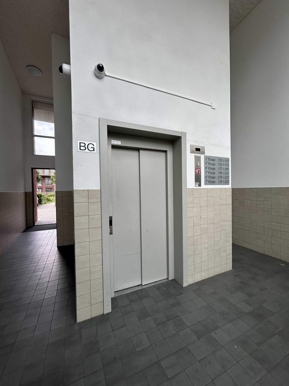 B. Merkelbachsingel 165