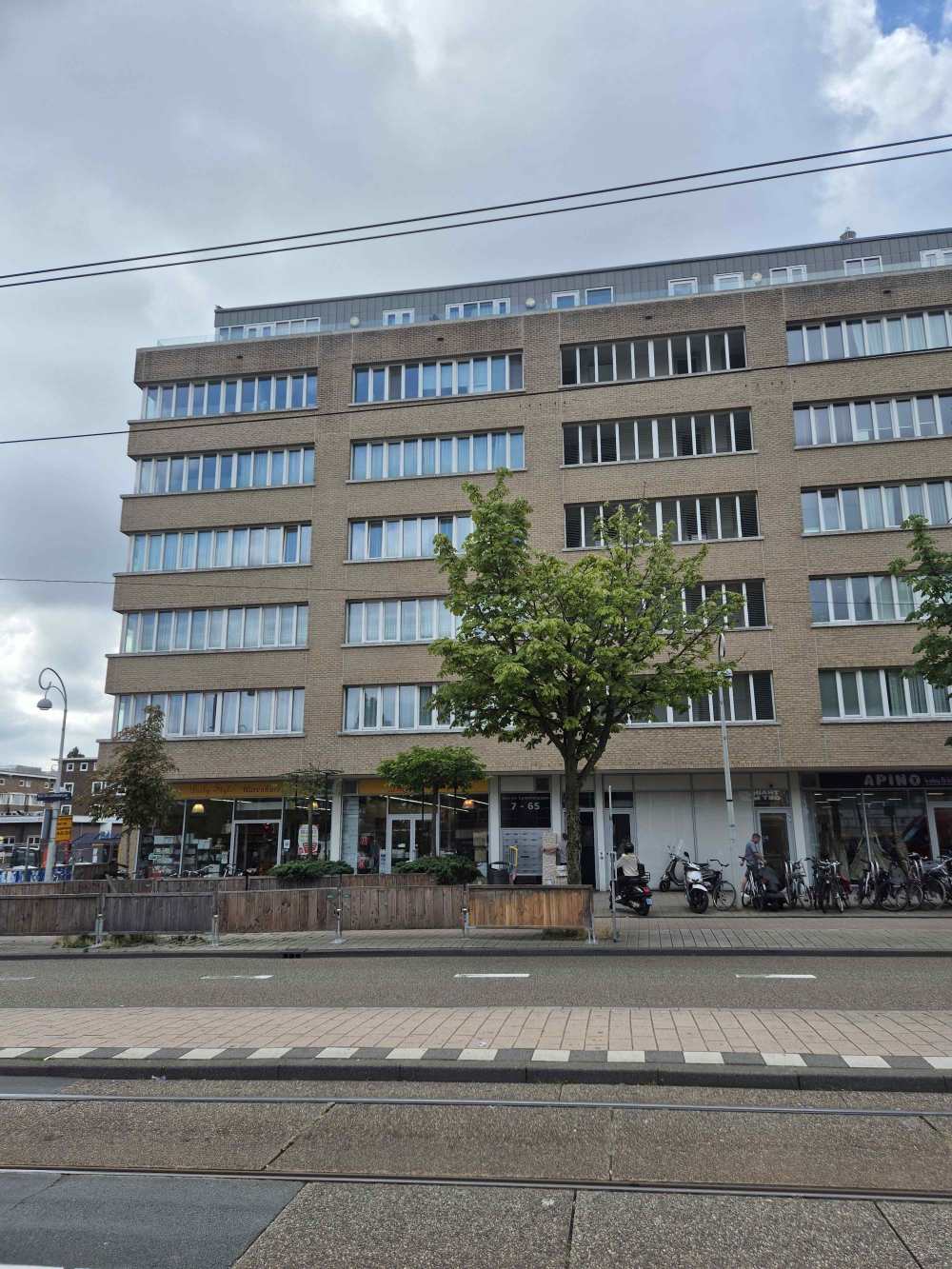 Bos en Lommerplein 43, 1055 AD Amsterdam, Nederland