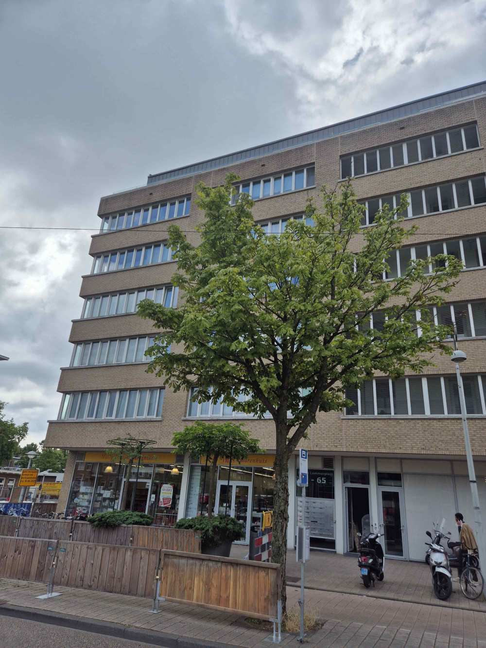 Bos en Lommerplein 43