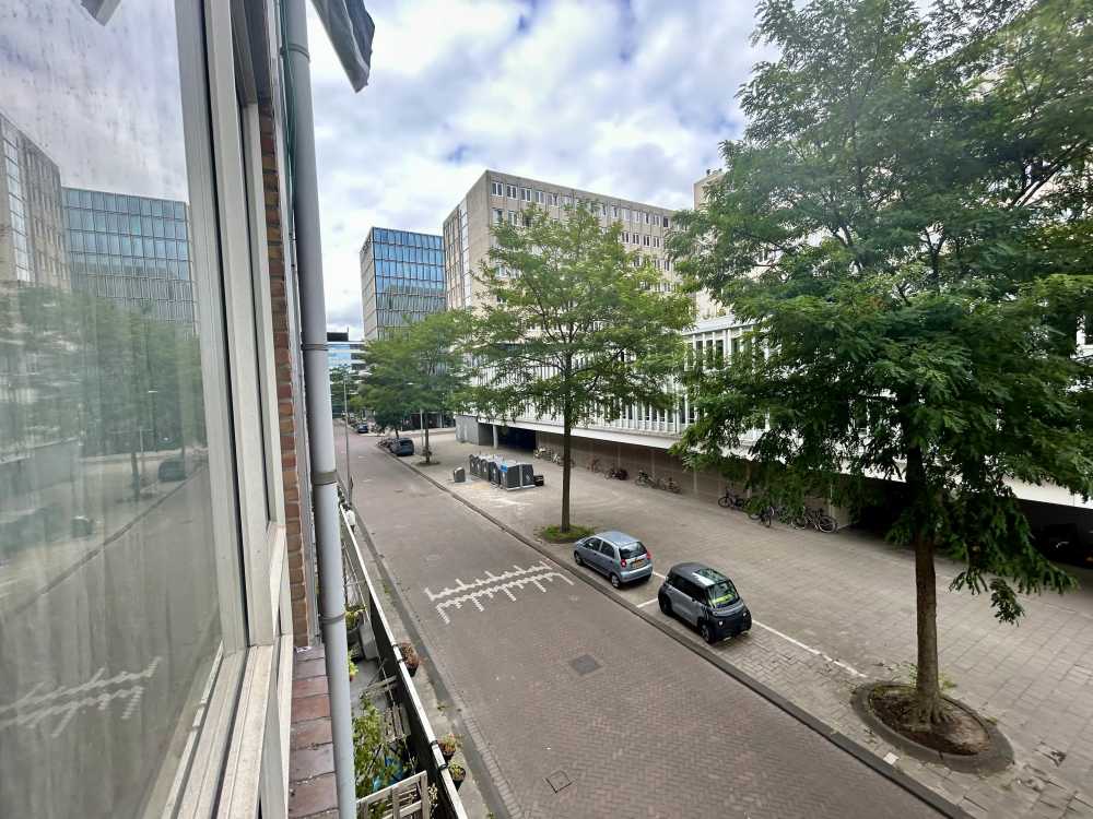 Prins Bernhardplein 27