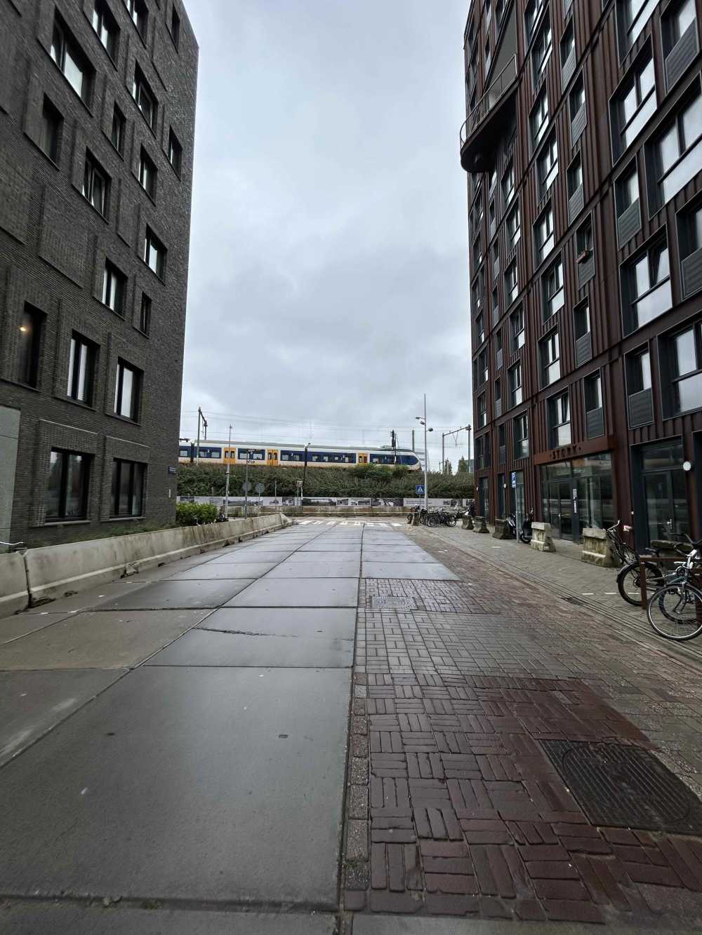 Oostenburgermiddenstraat 899