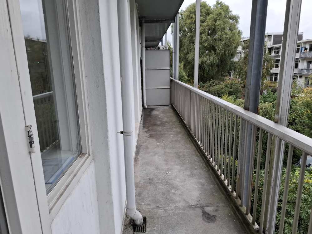 Admiraal de Ruijterweg 236