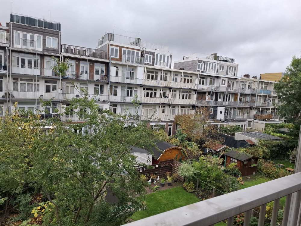 Admiraal de Ruijterweg 236