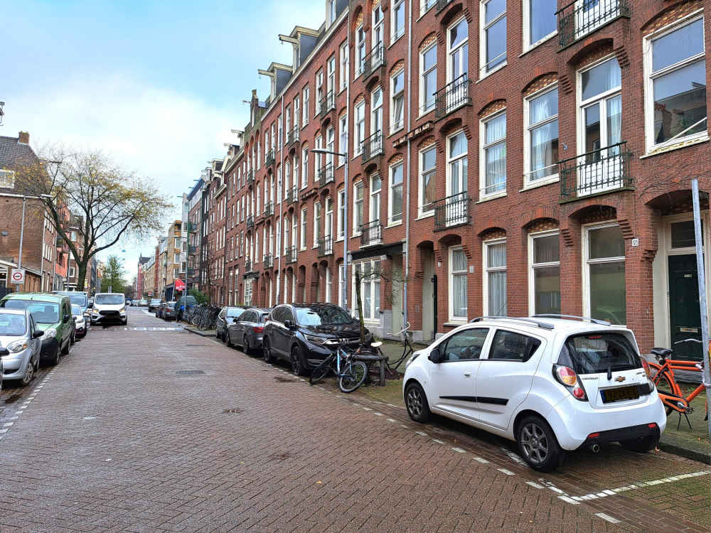 De Wittenstraat 123