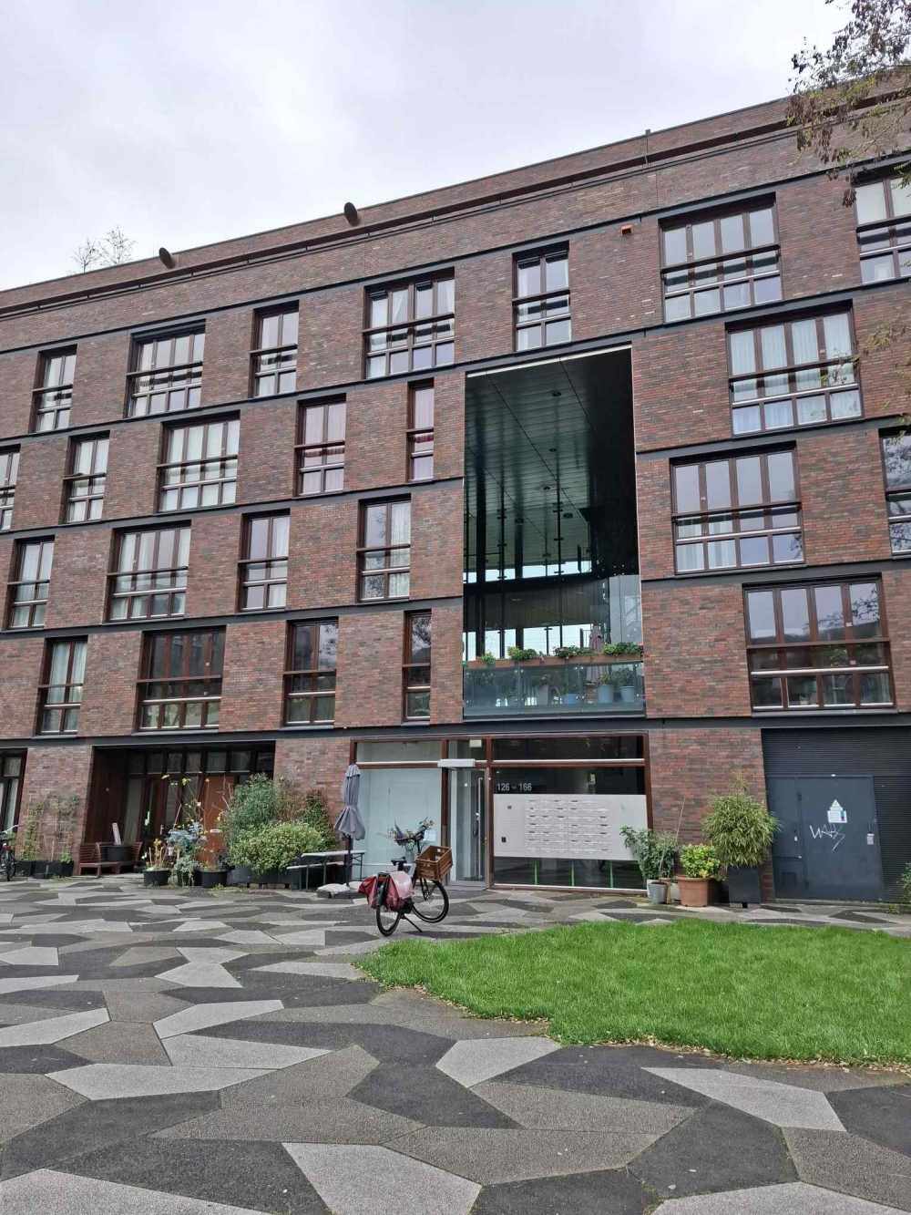 Funenpark 166, 1018 AK Amsterdam, Nederland