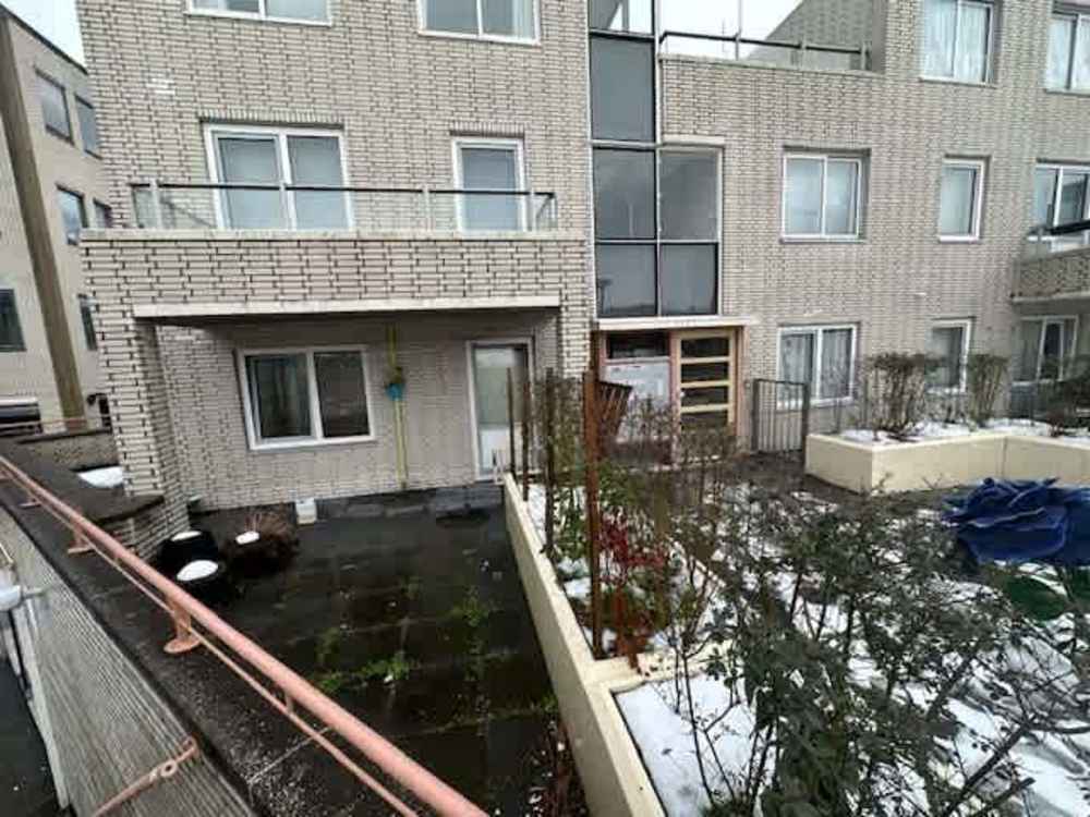 Bijlmerplein 74, 1102 BH Amsterdam, Nederland