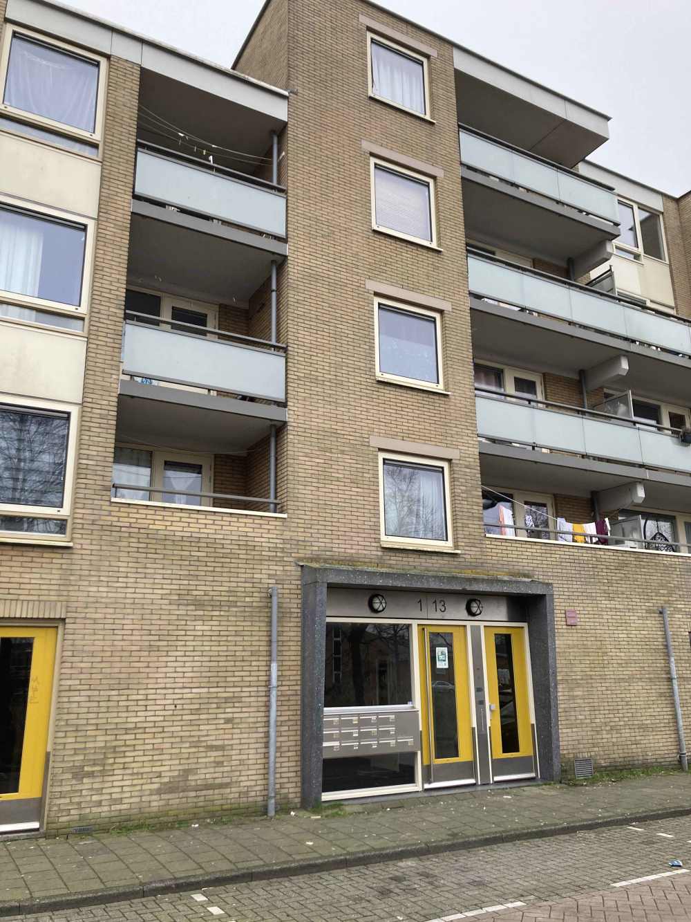 Kneppelweg 13, 1104 MA Amsterdam, Nederland