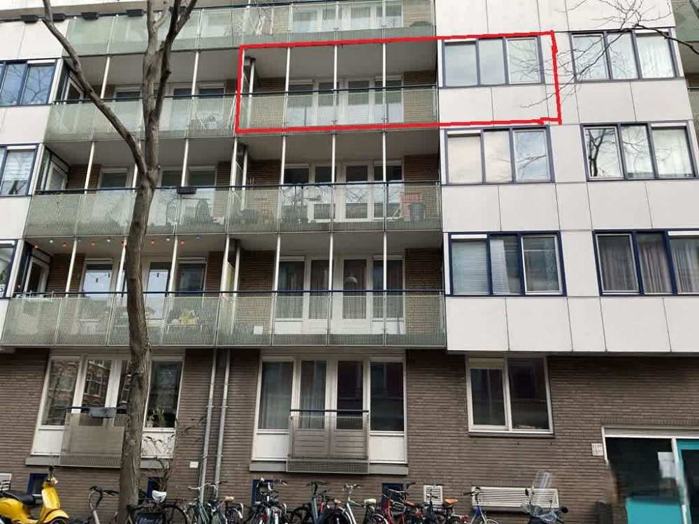 Van Limburg Stirumstraat 11F, 1051 AZ Amsterdam, Nederland