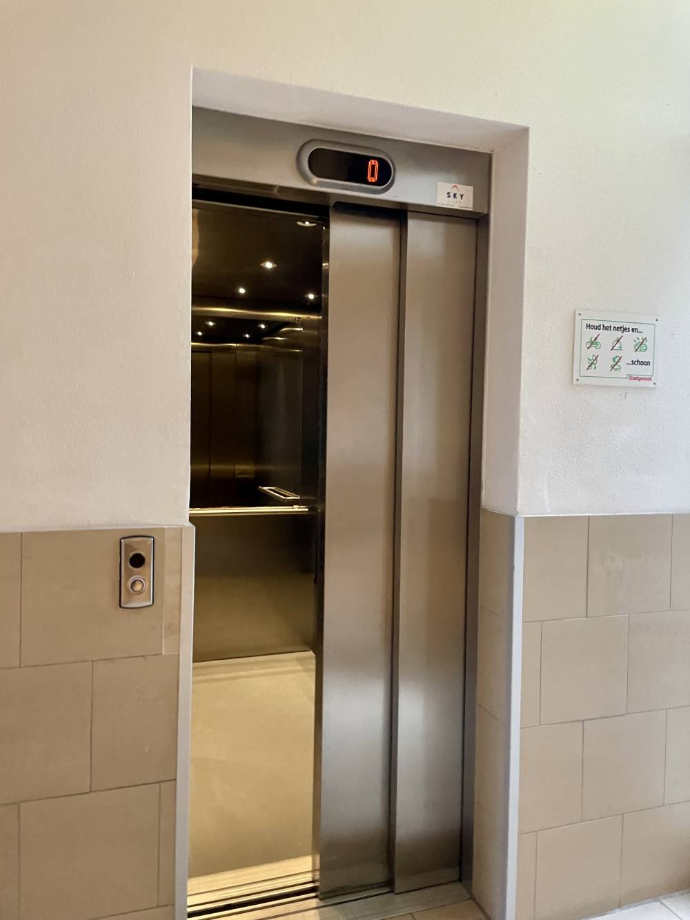 Erich Salomonstraat 87