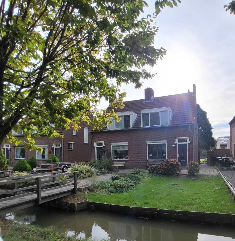 Sluisweg 61, 3371 ER Hardinxveld-Giessendam, Nederland