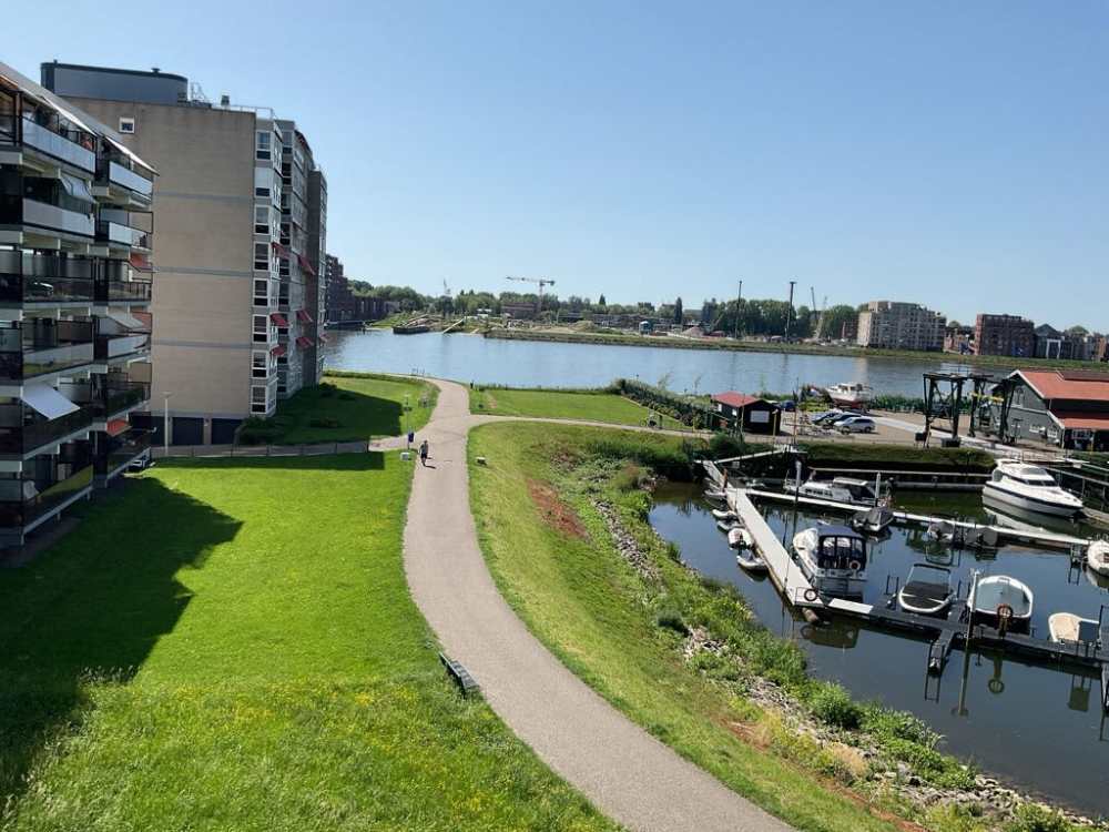 Pontonniersweg 42