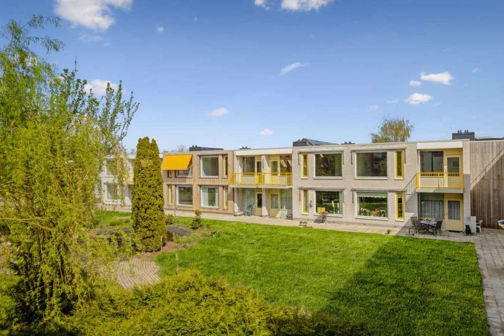 Bloemhof 79