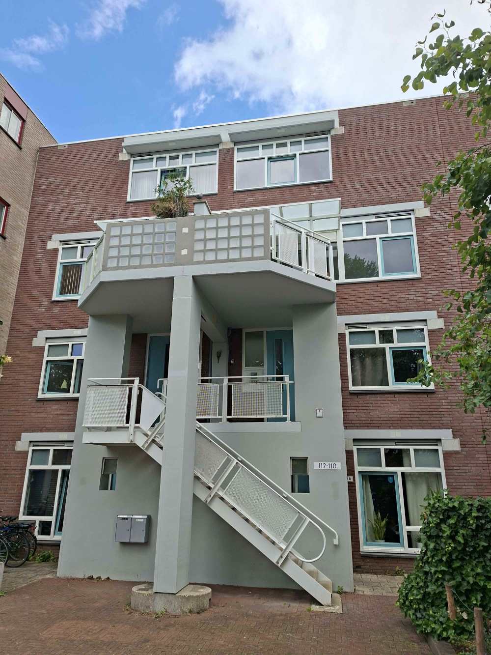 Nieuwe Houttuinen 110, 1013 DD Amsterdam, Nederland