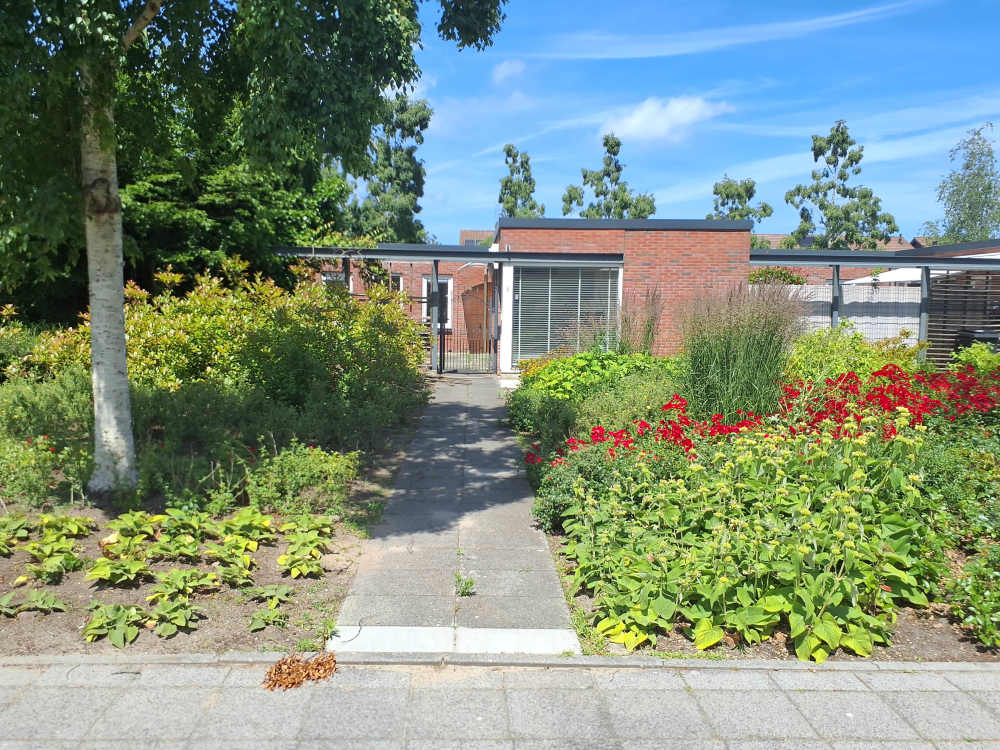 John Raedeckerstraat 1