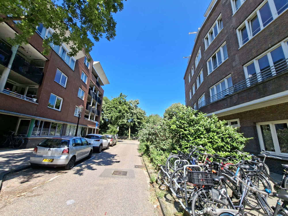 Overamstelstraat 30