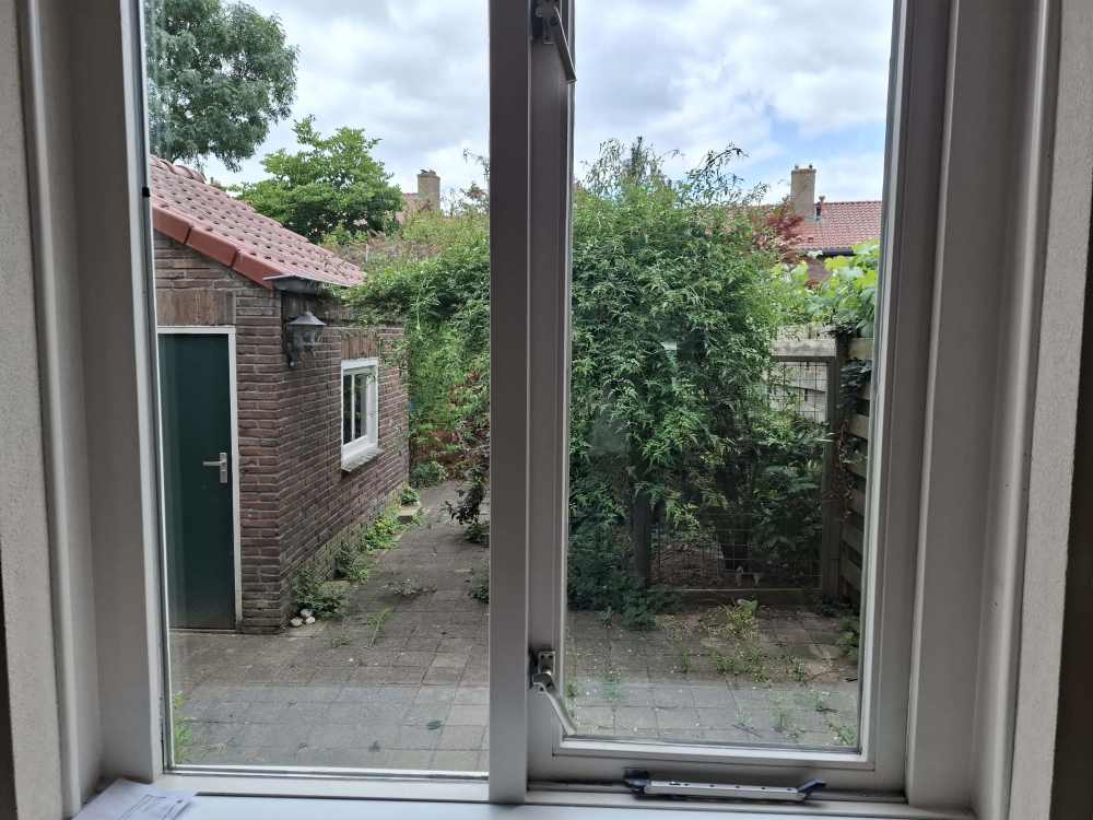Doctor J.th. de Visserlaan 8