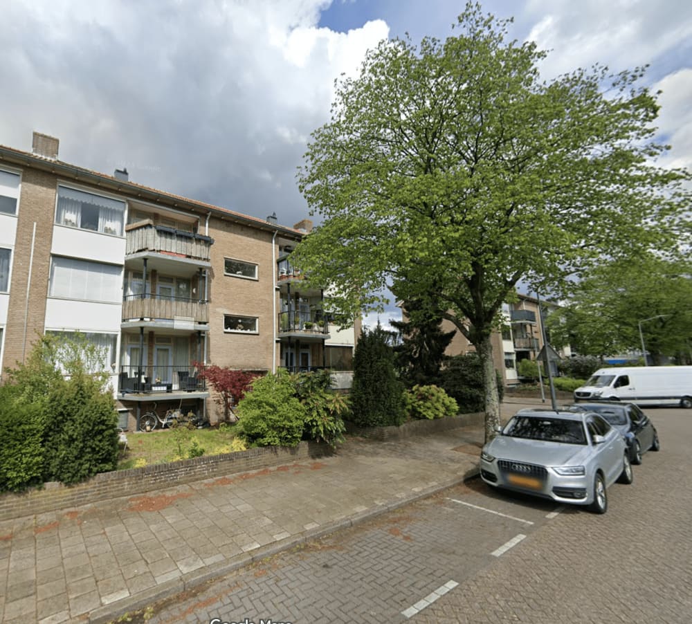 Admiraal de Ruyterlaan 100, 1215 NC Hilversum, Nederland