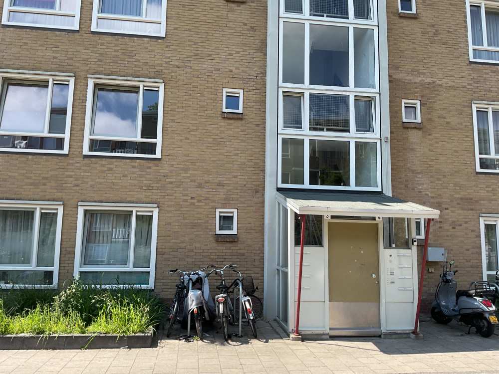 Bart van Hovestraat 3