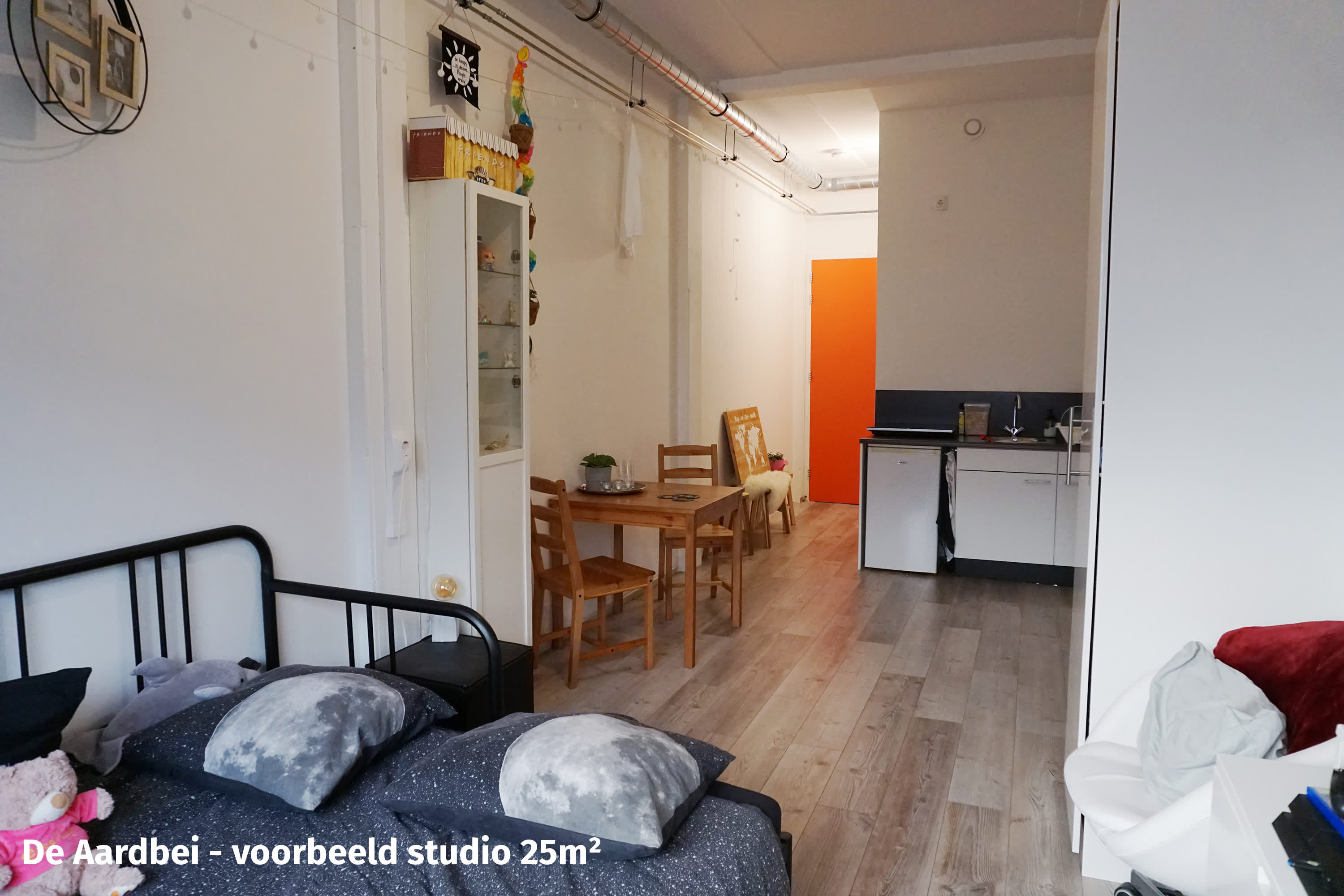 Landdroststraat 94 - Almere