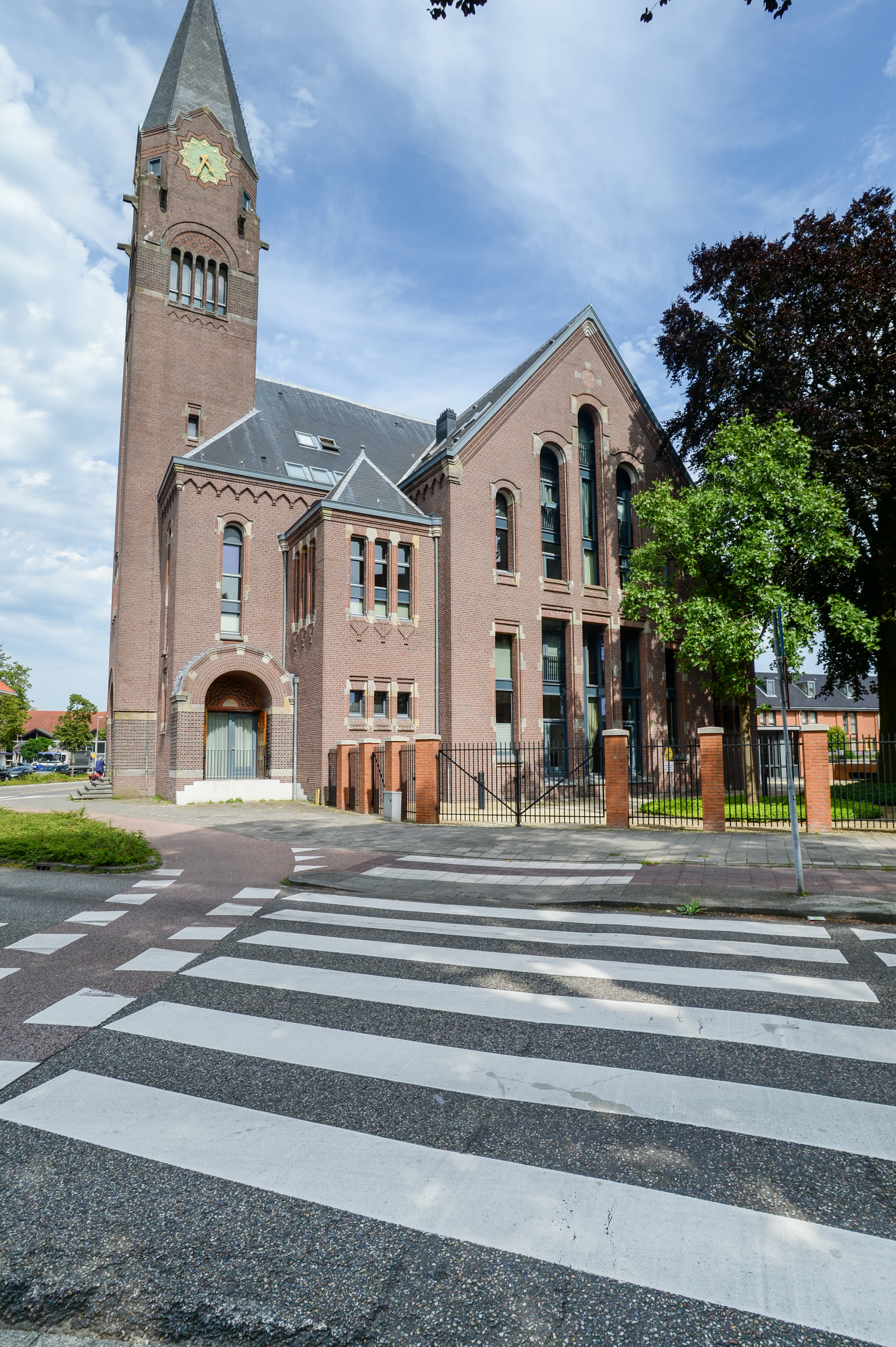 huurwoningen te huur op Huizerweg 2 B4