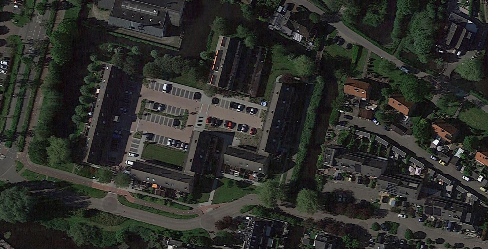 Glanskopmees 52 - Uithoorn