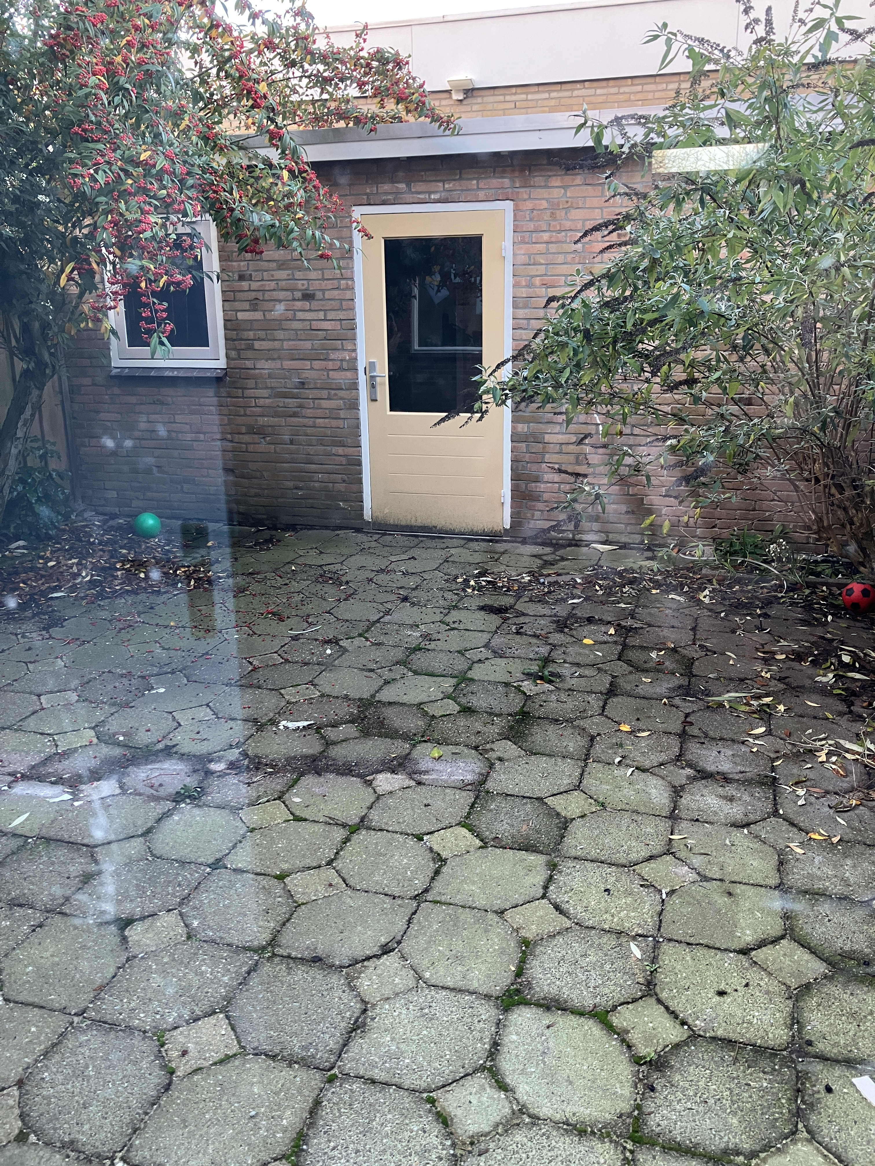 Zuster Den Hertoglaan 18