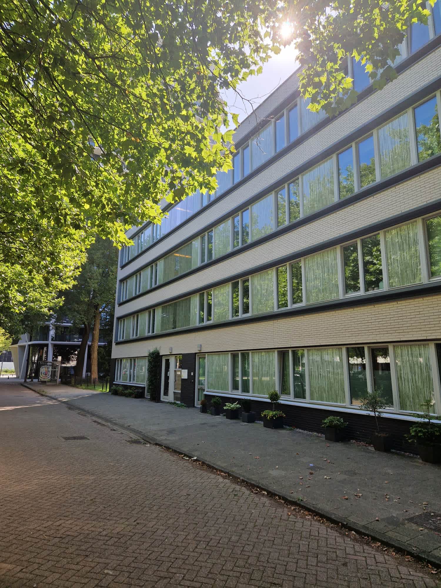apartments for rent on Van Nijenrodeweg 867 A