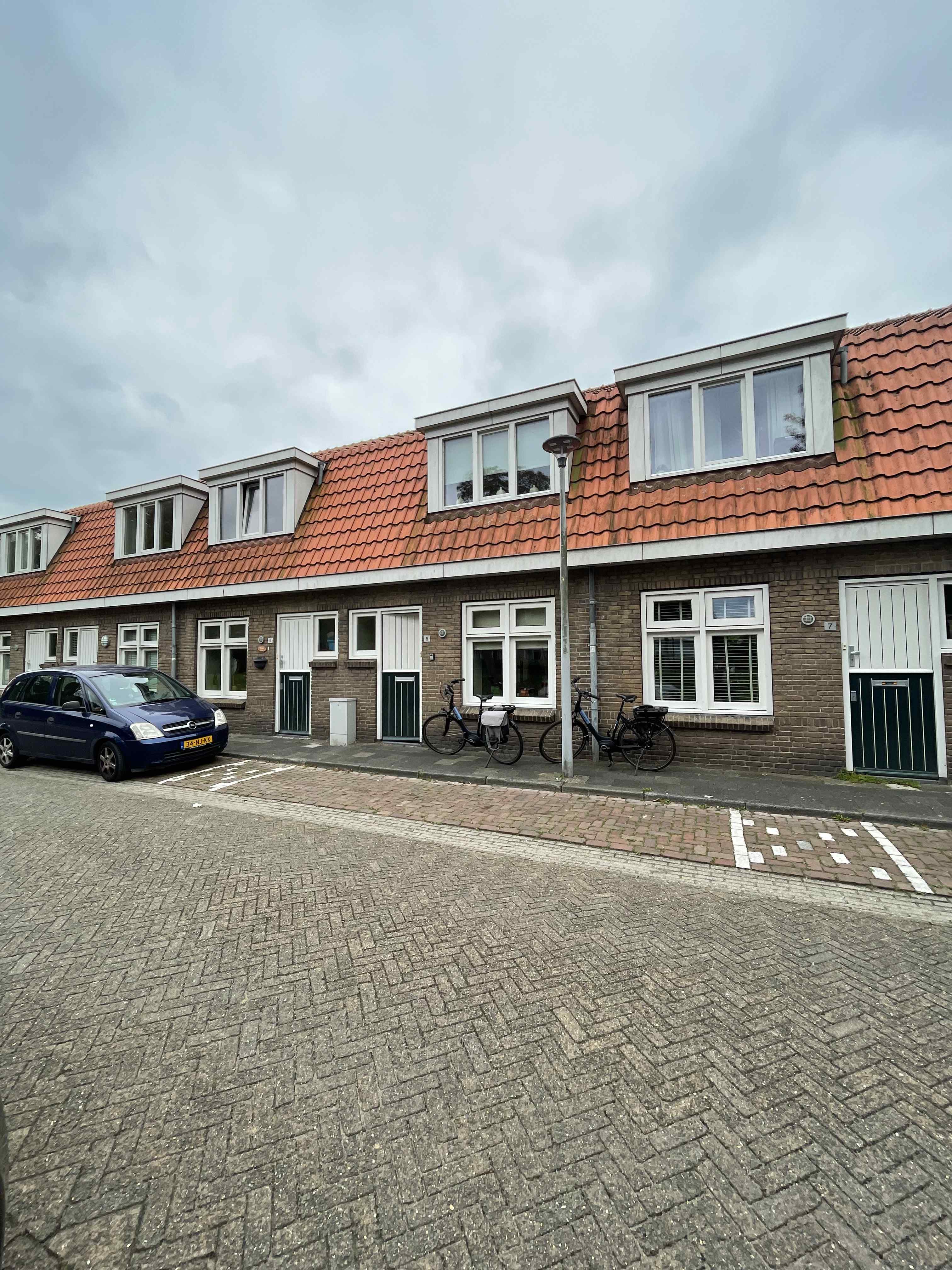 St. Walburgbuitensingel 6 - Tiel