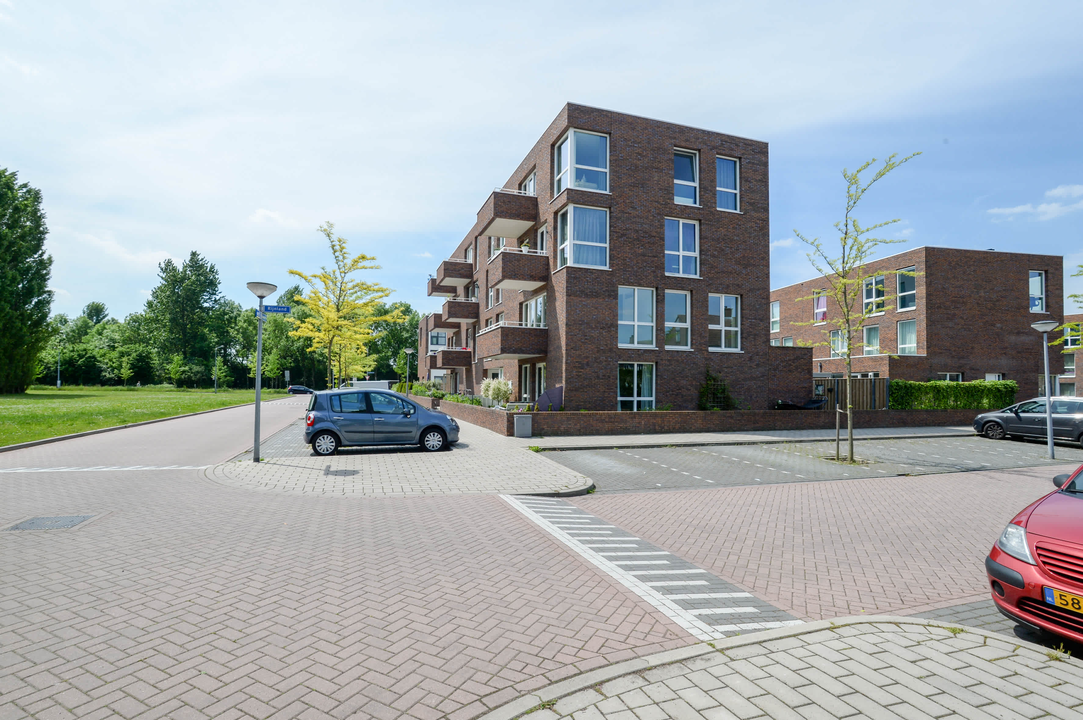 Rijnland 32 - Huizen