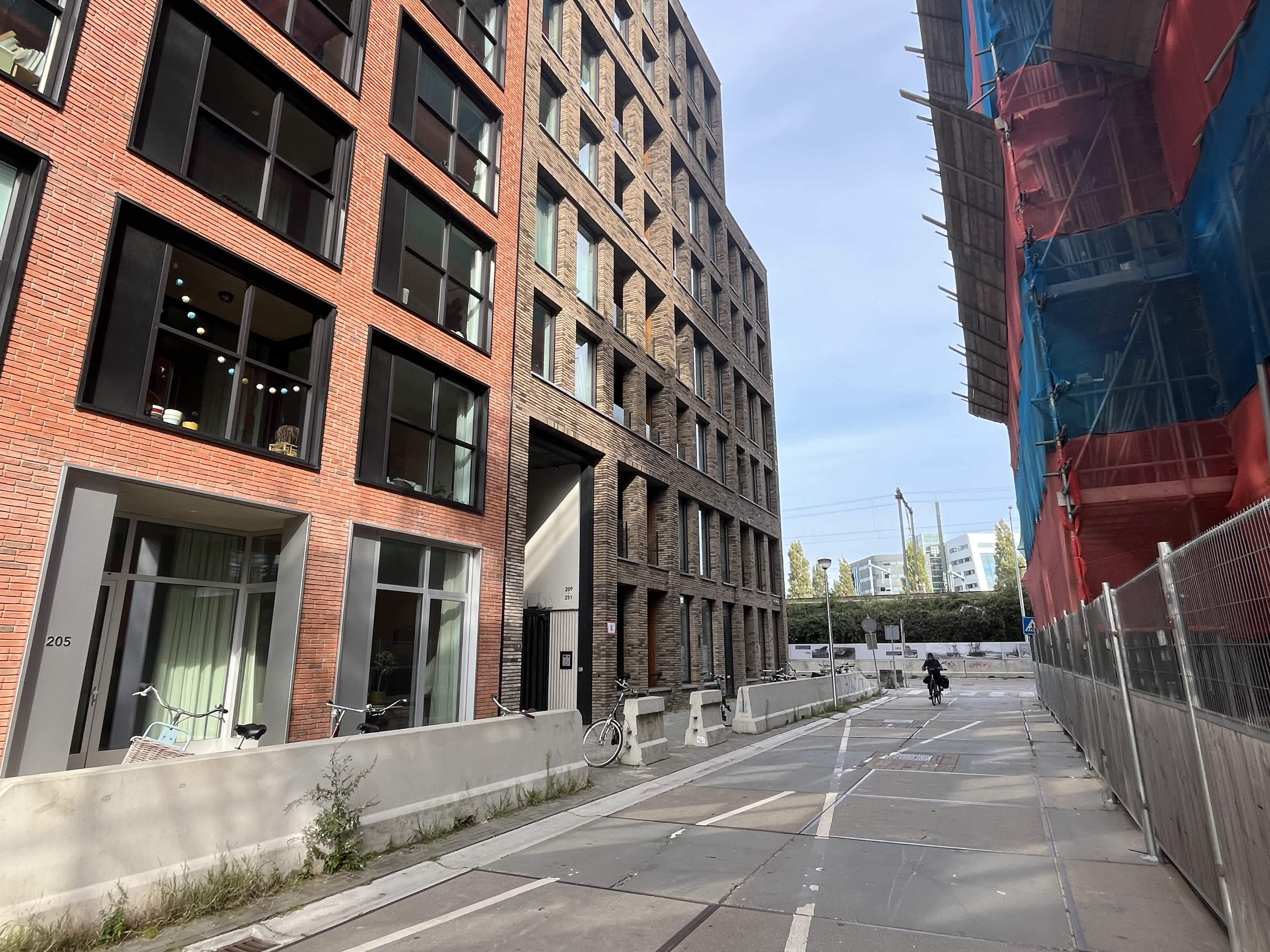 Isaac Titsinghkade 179 - Amsterdam