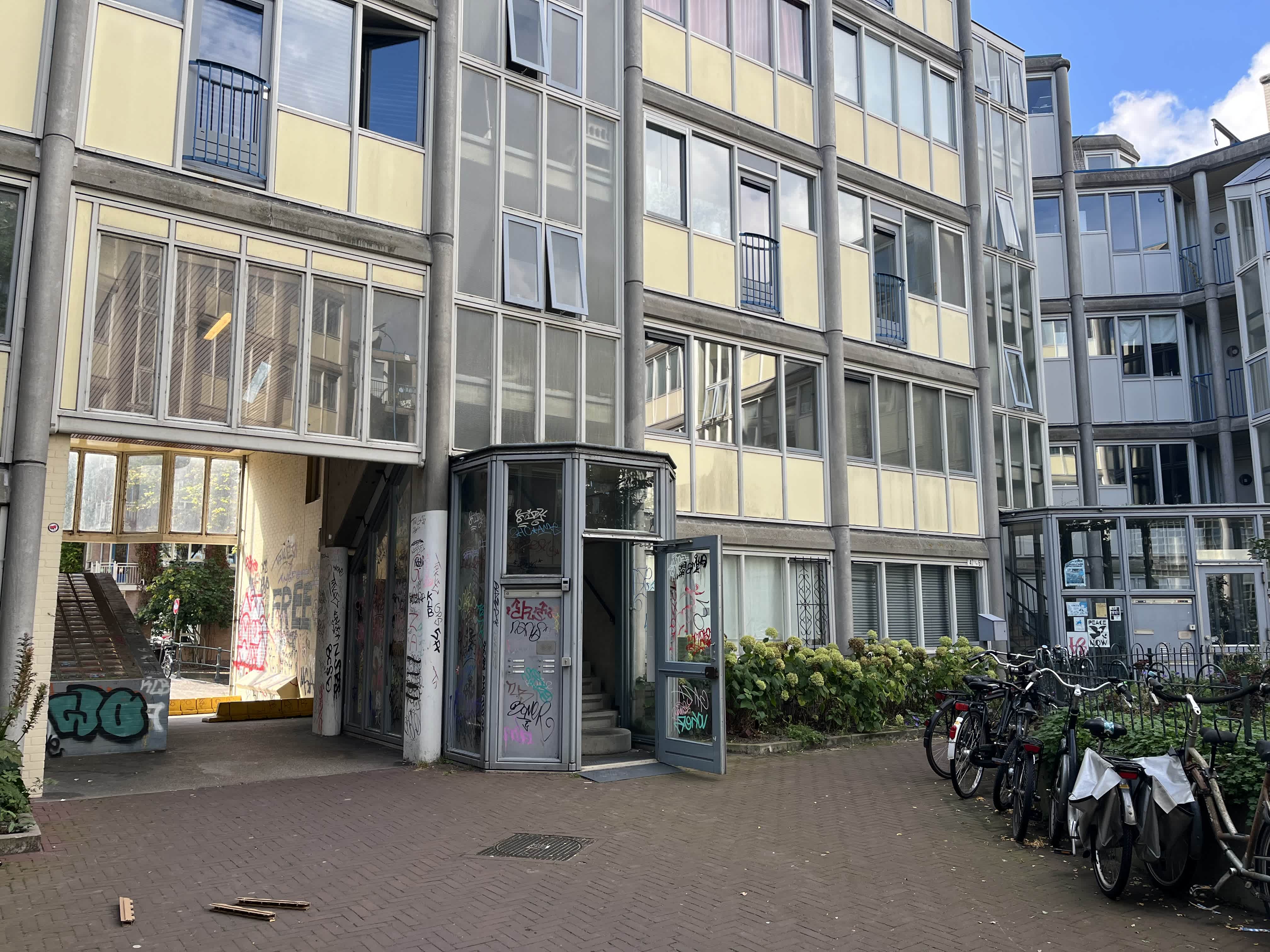 Pentagon 37 - Amsterdam