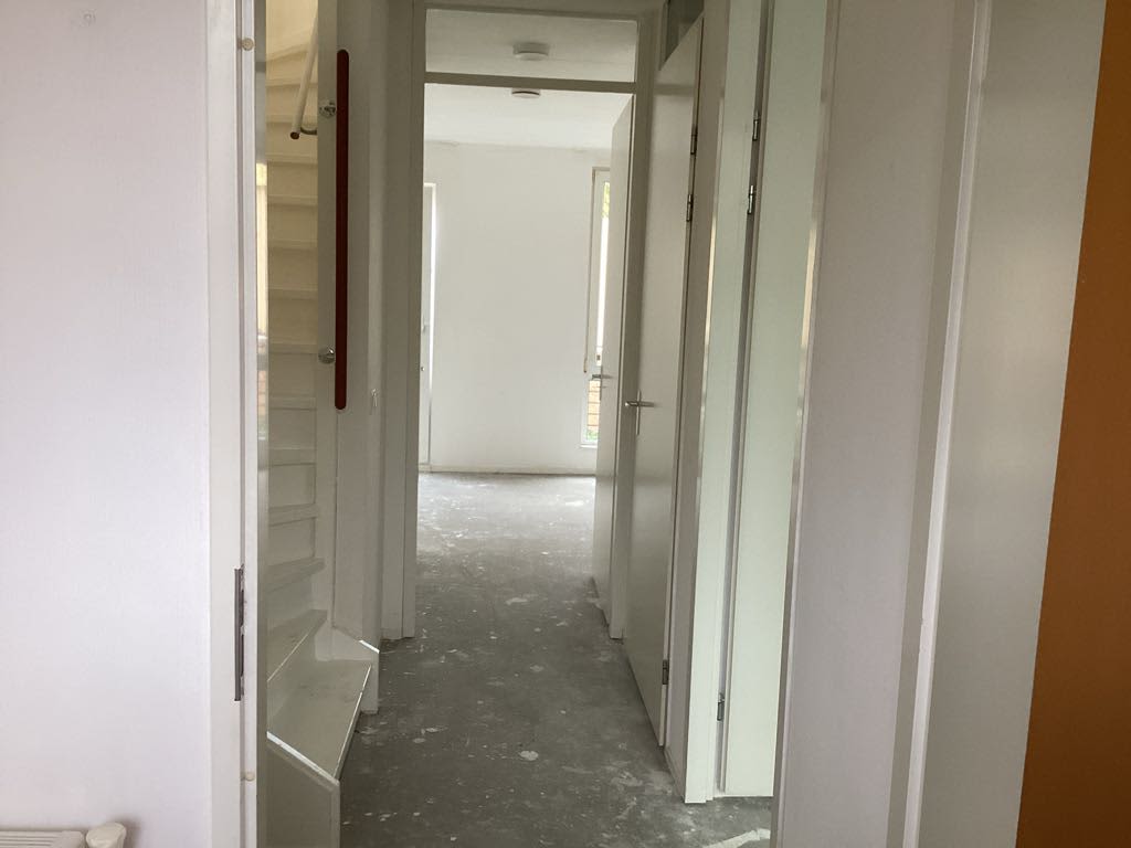 Fluweelmos 122 - Houten